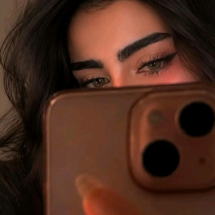 مزاجيه🦋🖤