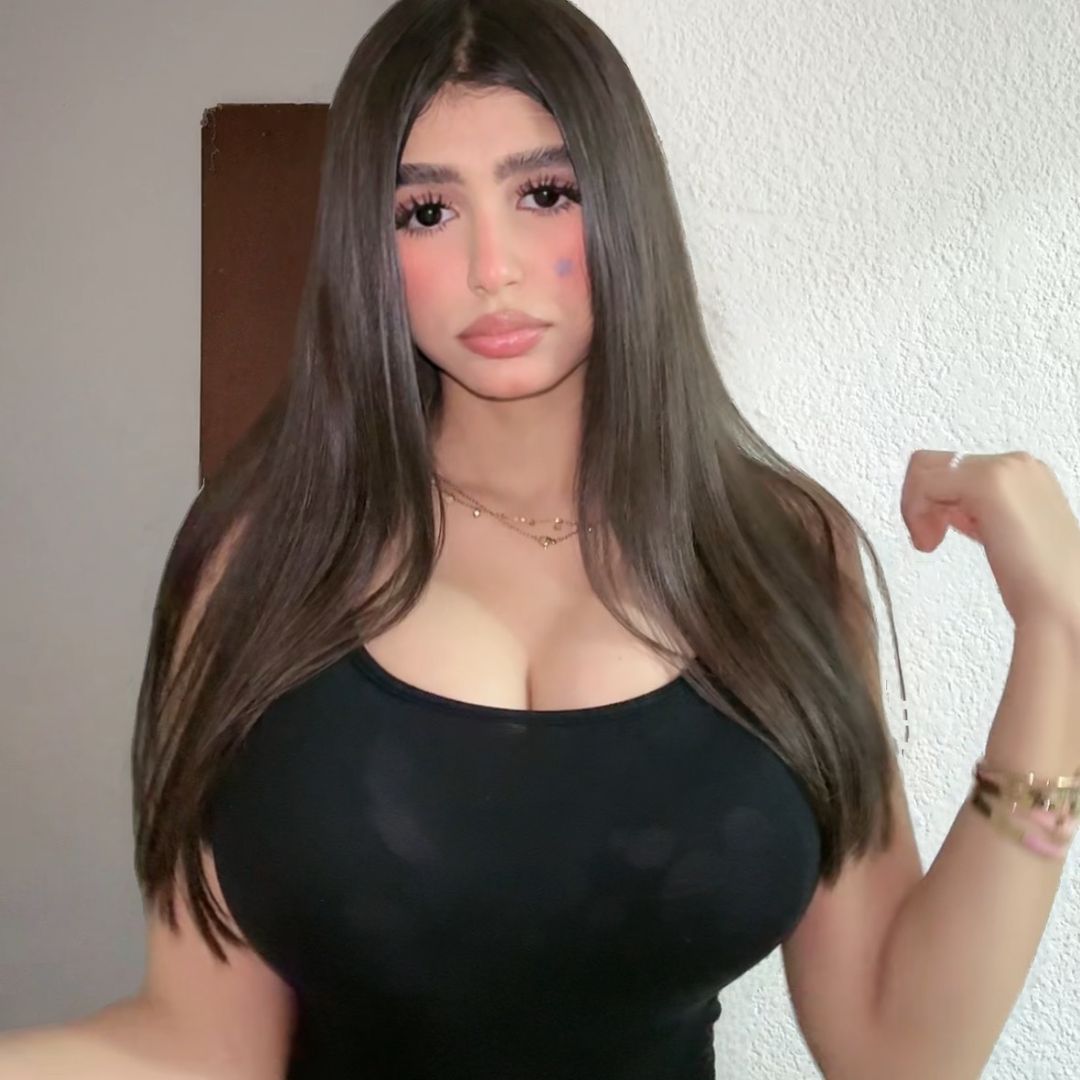 𝓫𝓾𝓷𝓷𝔂🐰