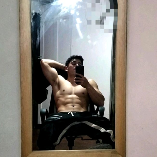 @Emiliano García