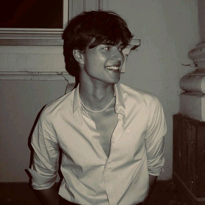 Smile : (
