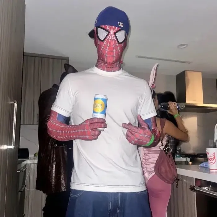 Jimi🕷️