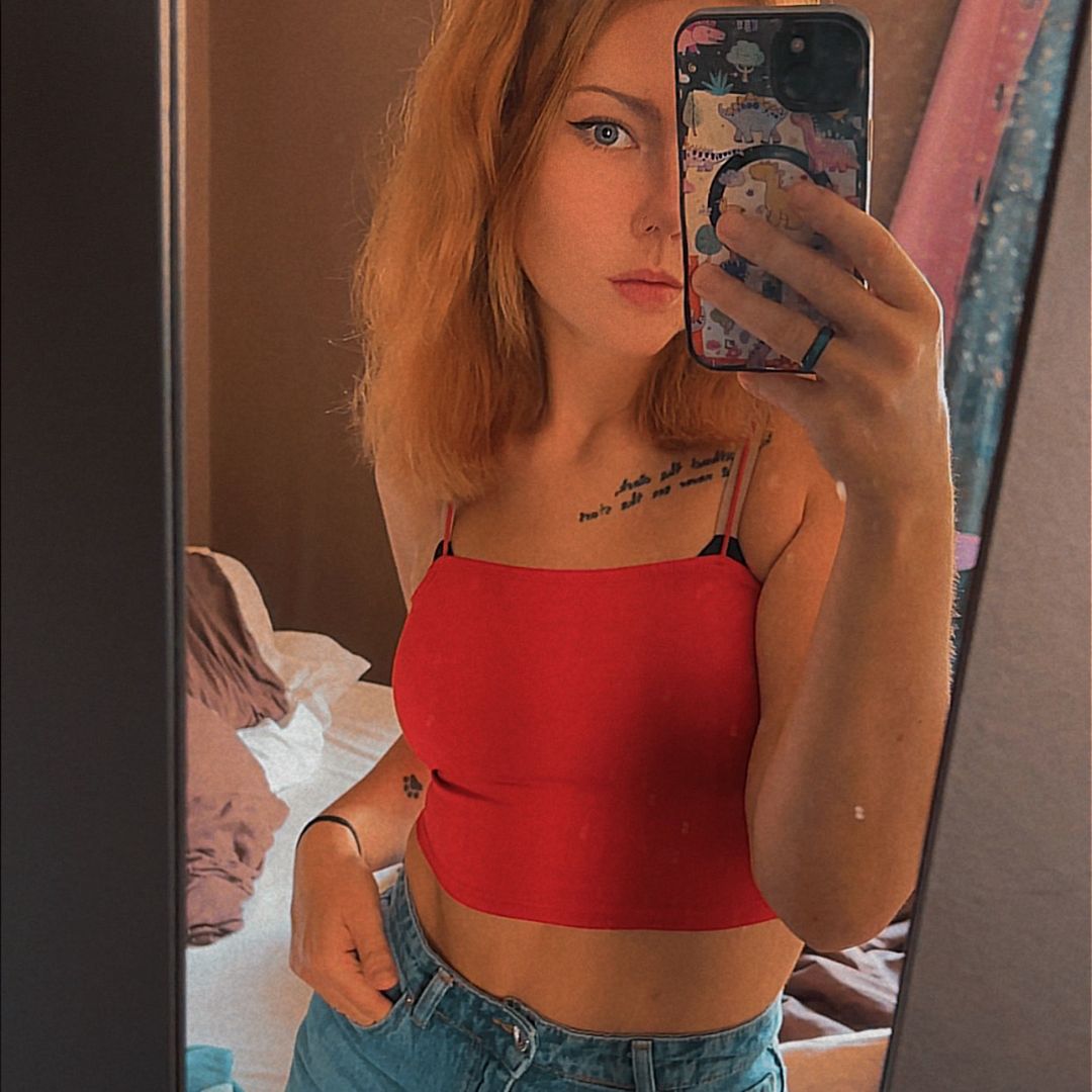 🌻 JOJO 🌻