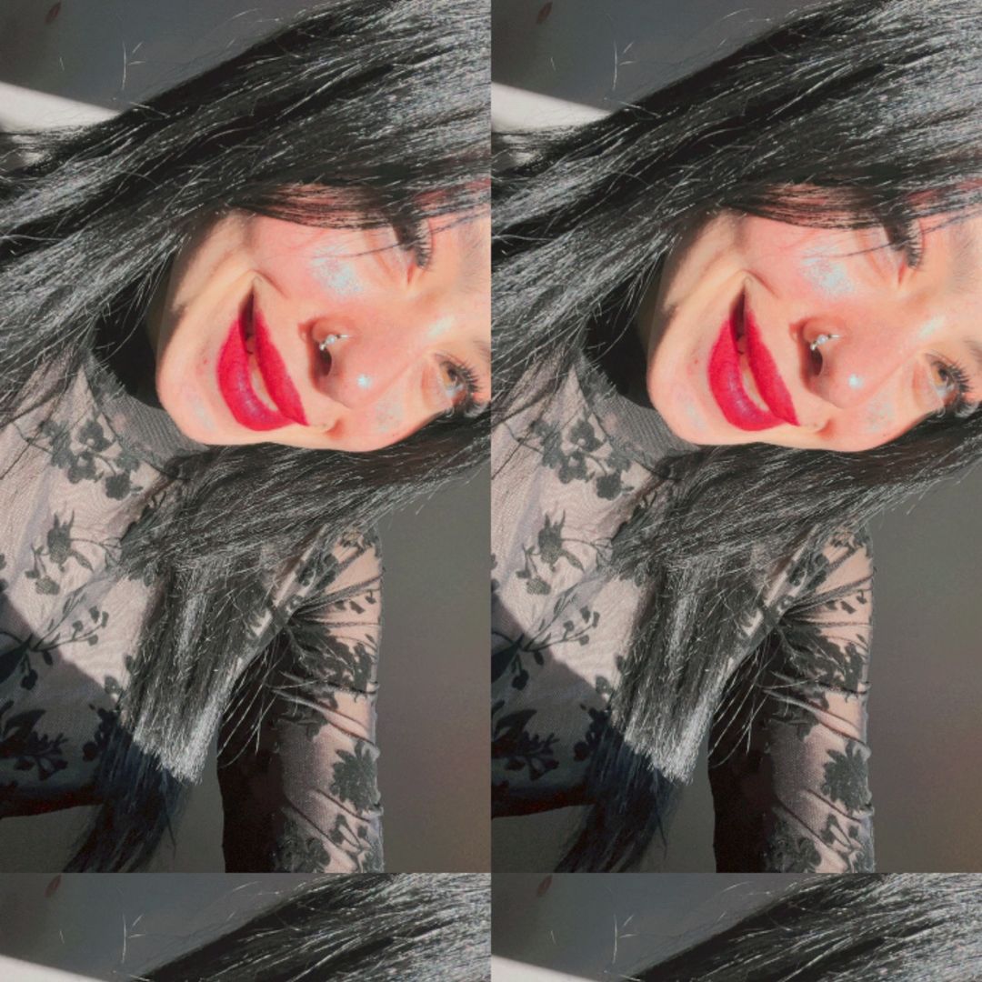 انوش🍓💋