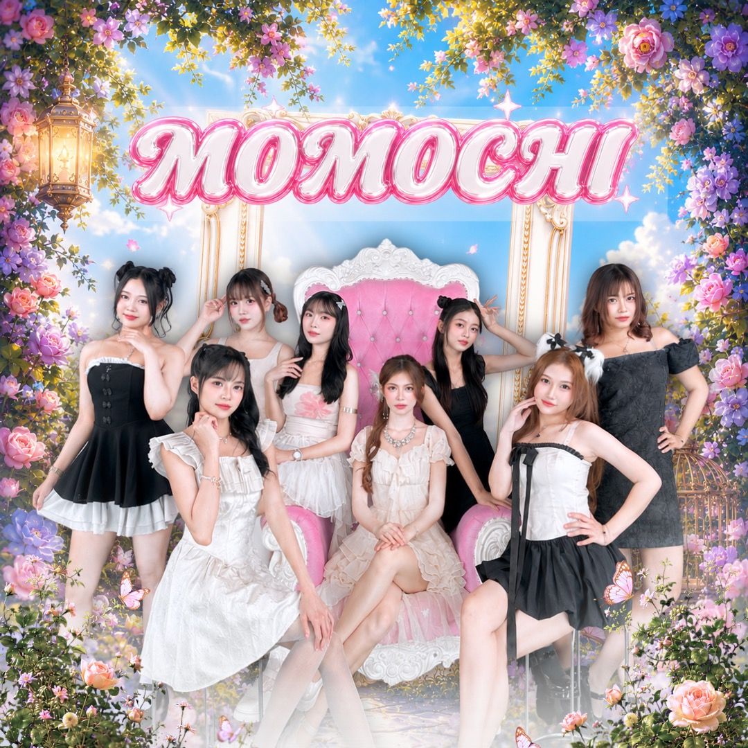 MOMOCHI
