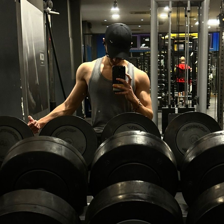 riky🔝🏋️‍♂️