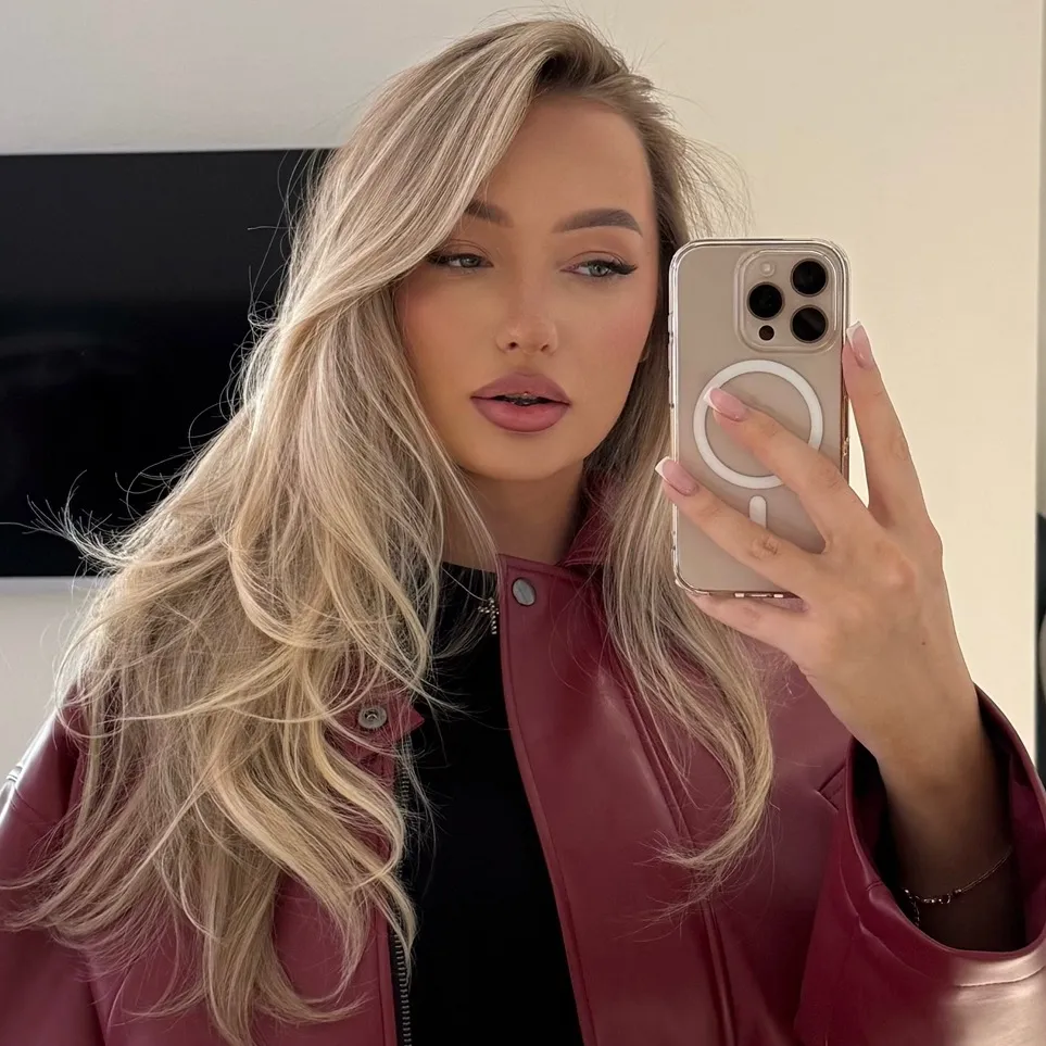Alina🐆