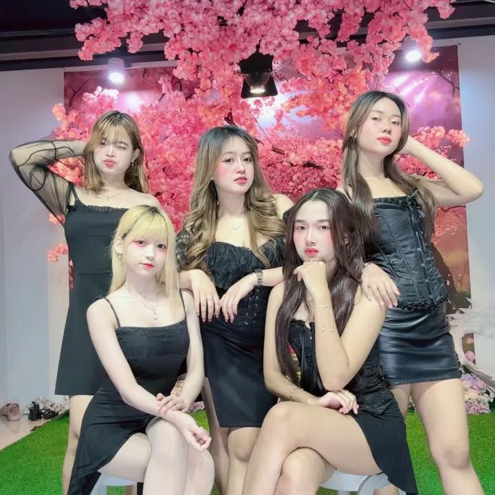 Star Girls Dance