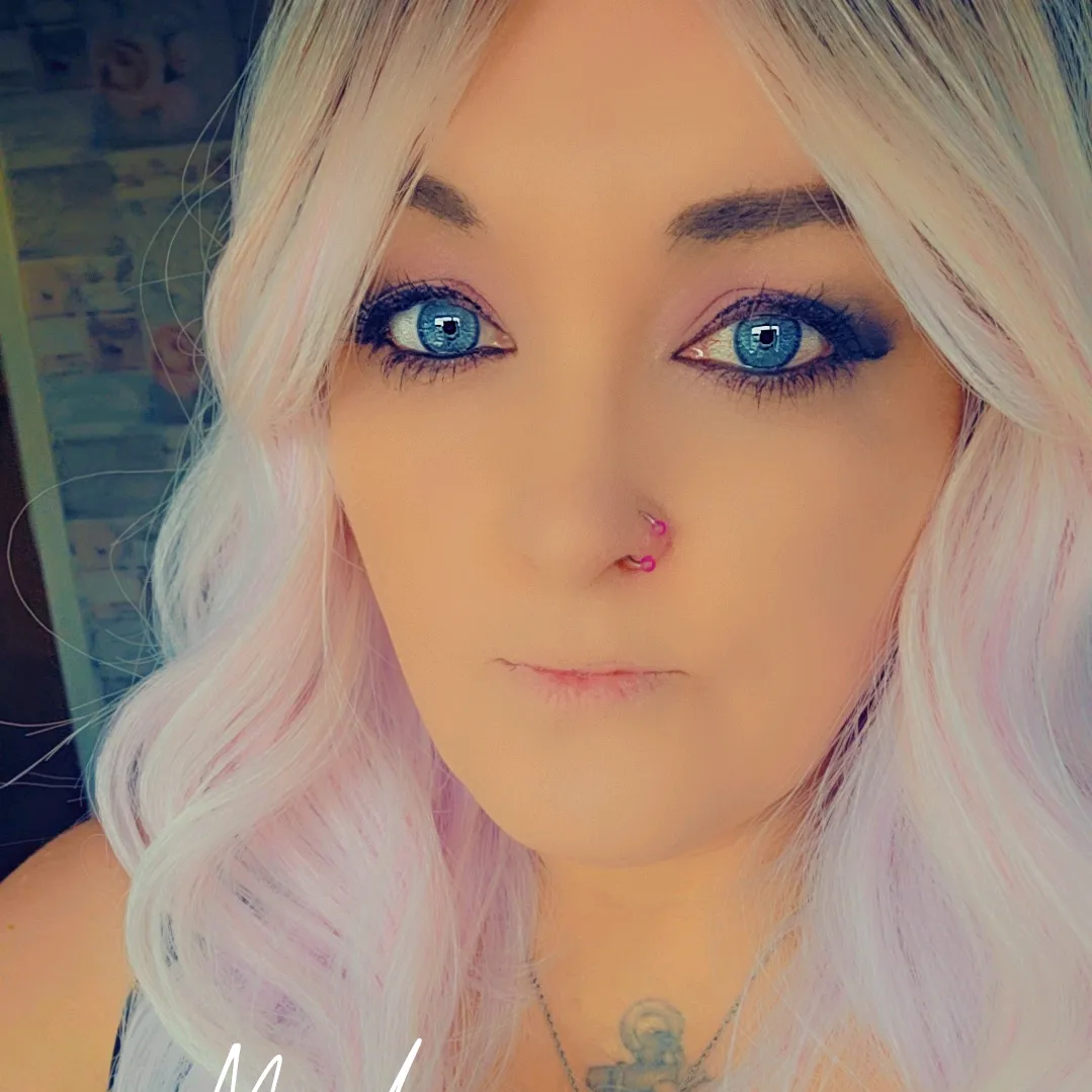 Shelleblueeyes79