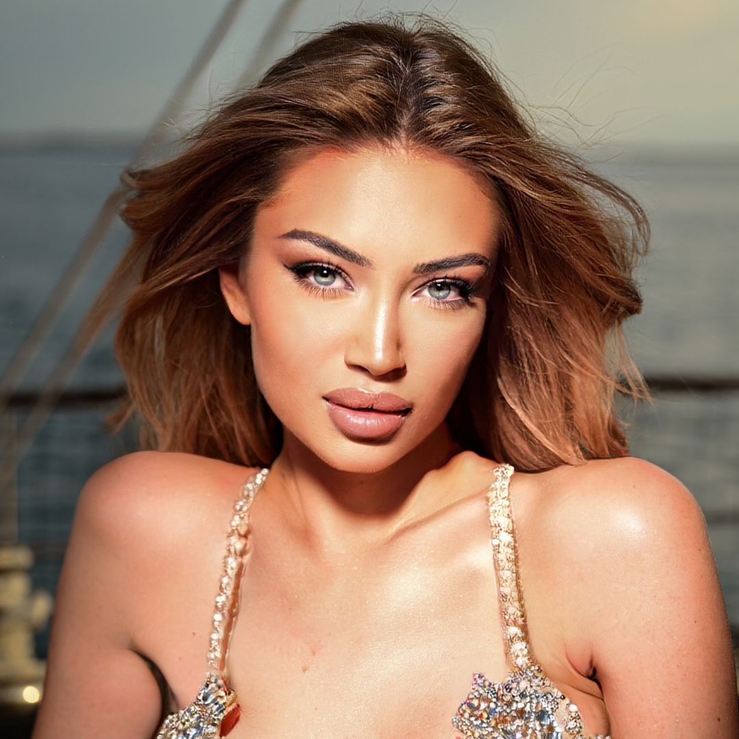 ZLATINA VELYCHKOVA